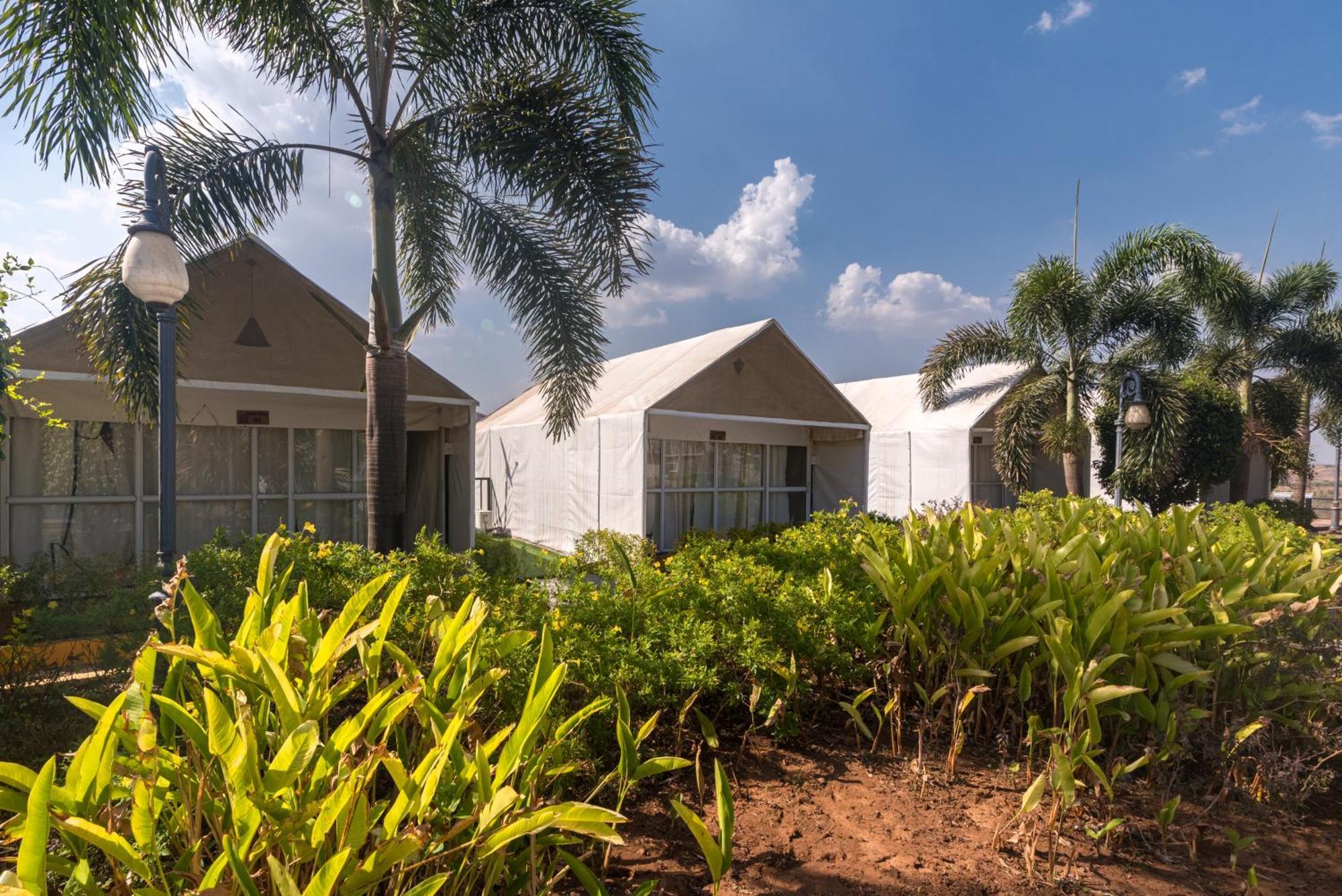 Wabi Sabi Resort, Igatpuri Ngoại thất bức ảnh